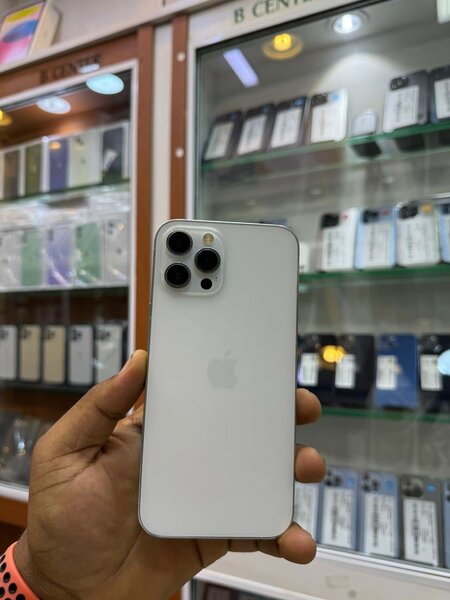 iPhone 12 Pro Max