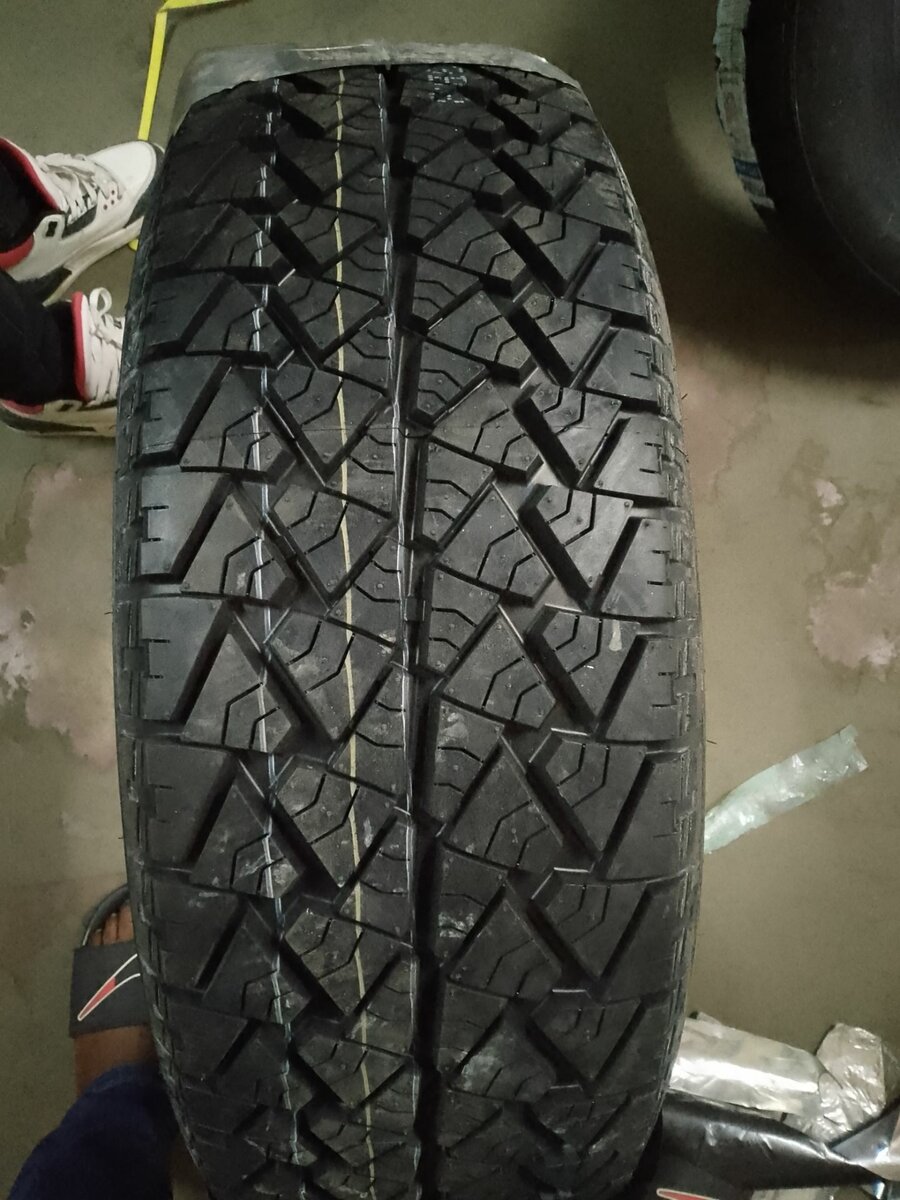 Vehicle tyres