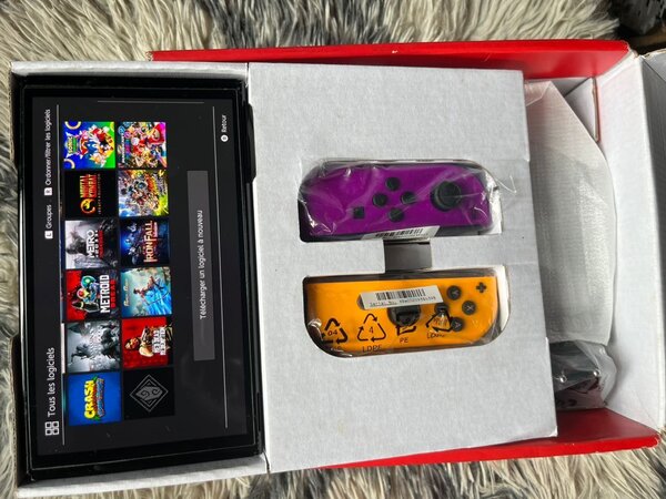 NINTENDO SWITCH OLED+ 15 jeux