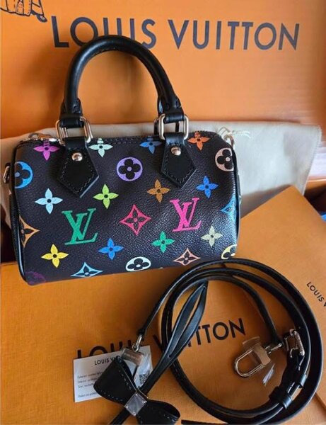 Sac à main coloré élégant