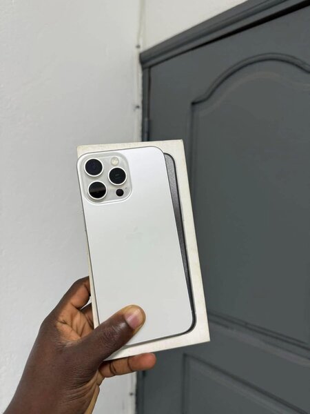 iPhone 15 pro Max 512 giga