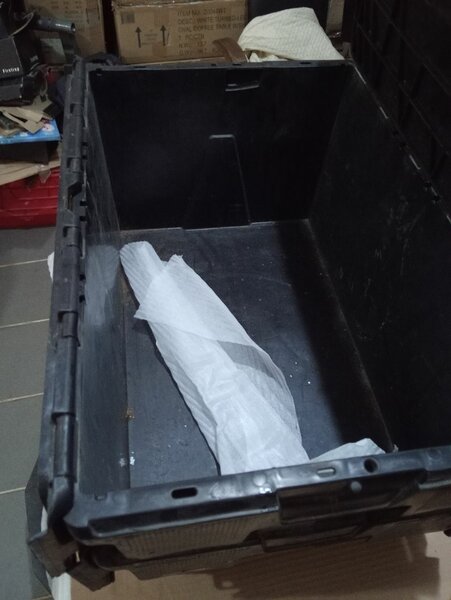 Boîte de rangement en plastique