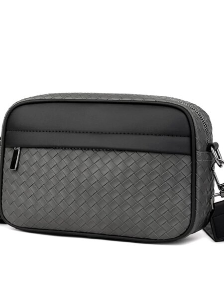 Sacoche en cuir tressé élégante