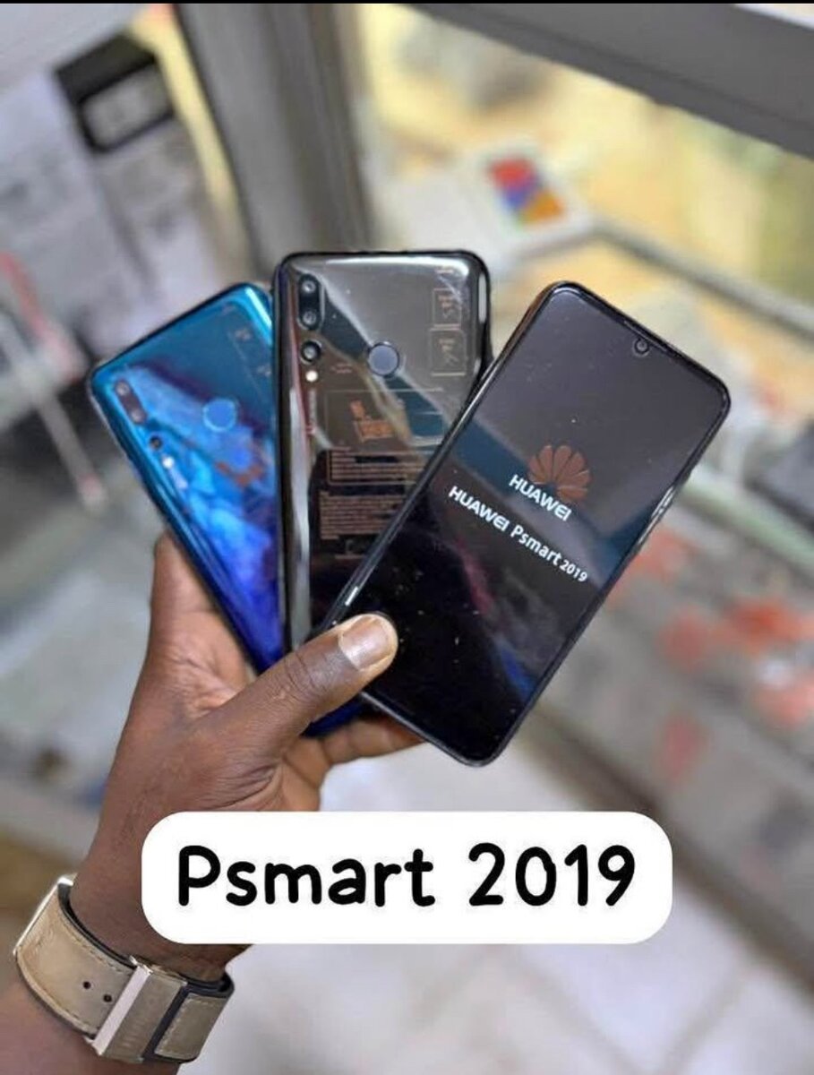 Huawei P Smart 2019 Smartphones