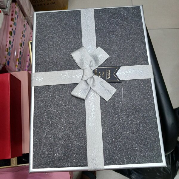 Gift box