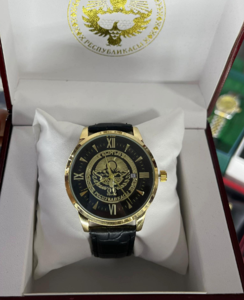 Эркектердин сааттары