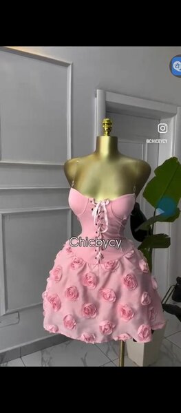 Robe rose spéciale Saint Valentin