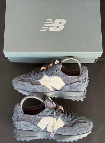 New Balance Retro Sneakers