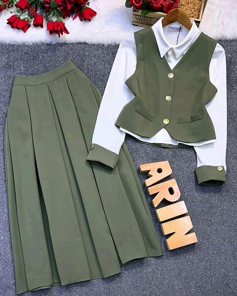 Ensemble Jupe et Veste Élégant