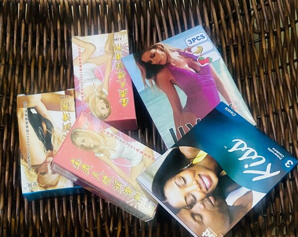 6 préservatifs + 3 lubrifiant