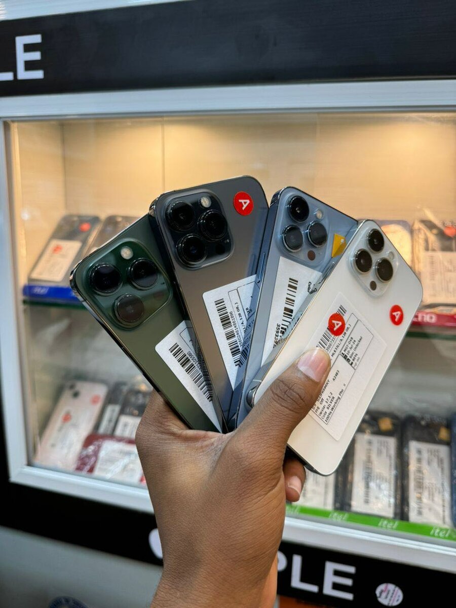 iPhone 13 Pro 128go quasi neuf importe