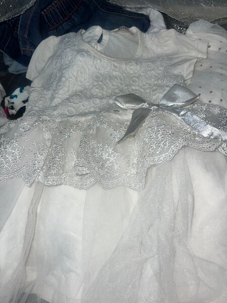 Robe de Fille en Dentelle Élégante