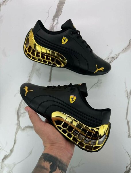 Chaussures sport élégantes dorées