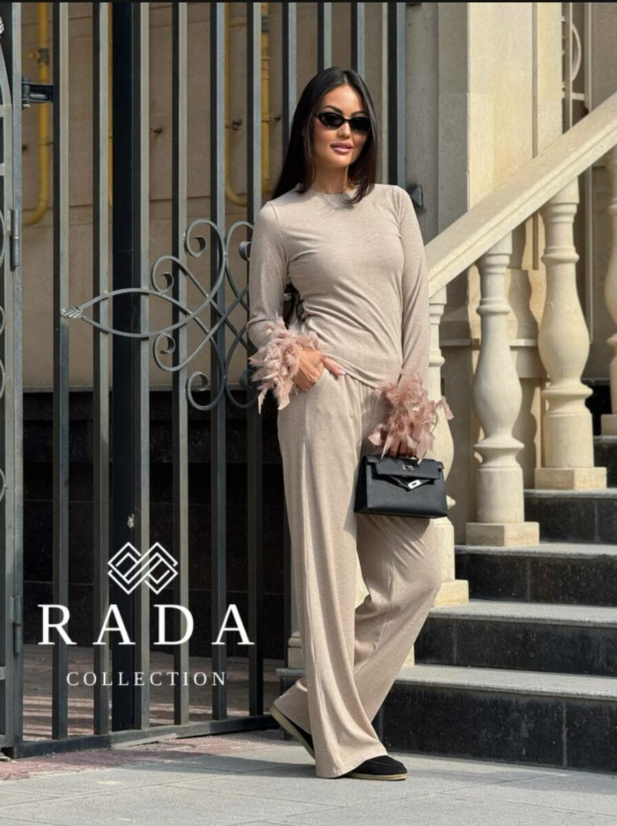 Двойка с перьями