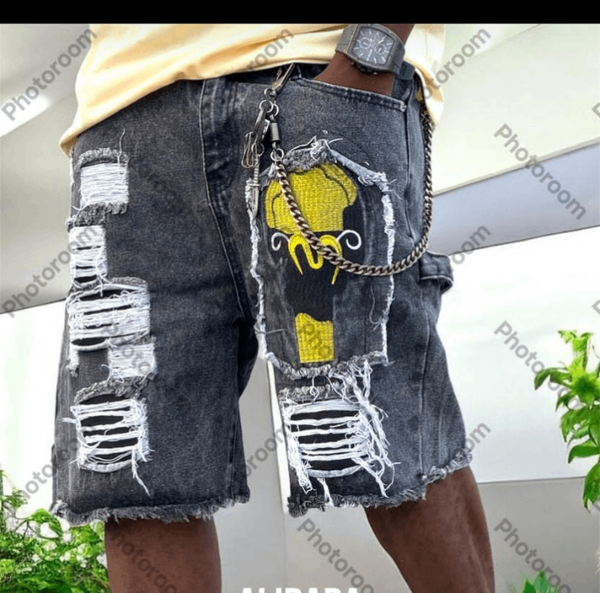 Shorts en jean déchiré tendance