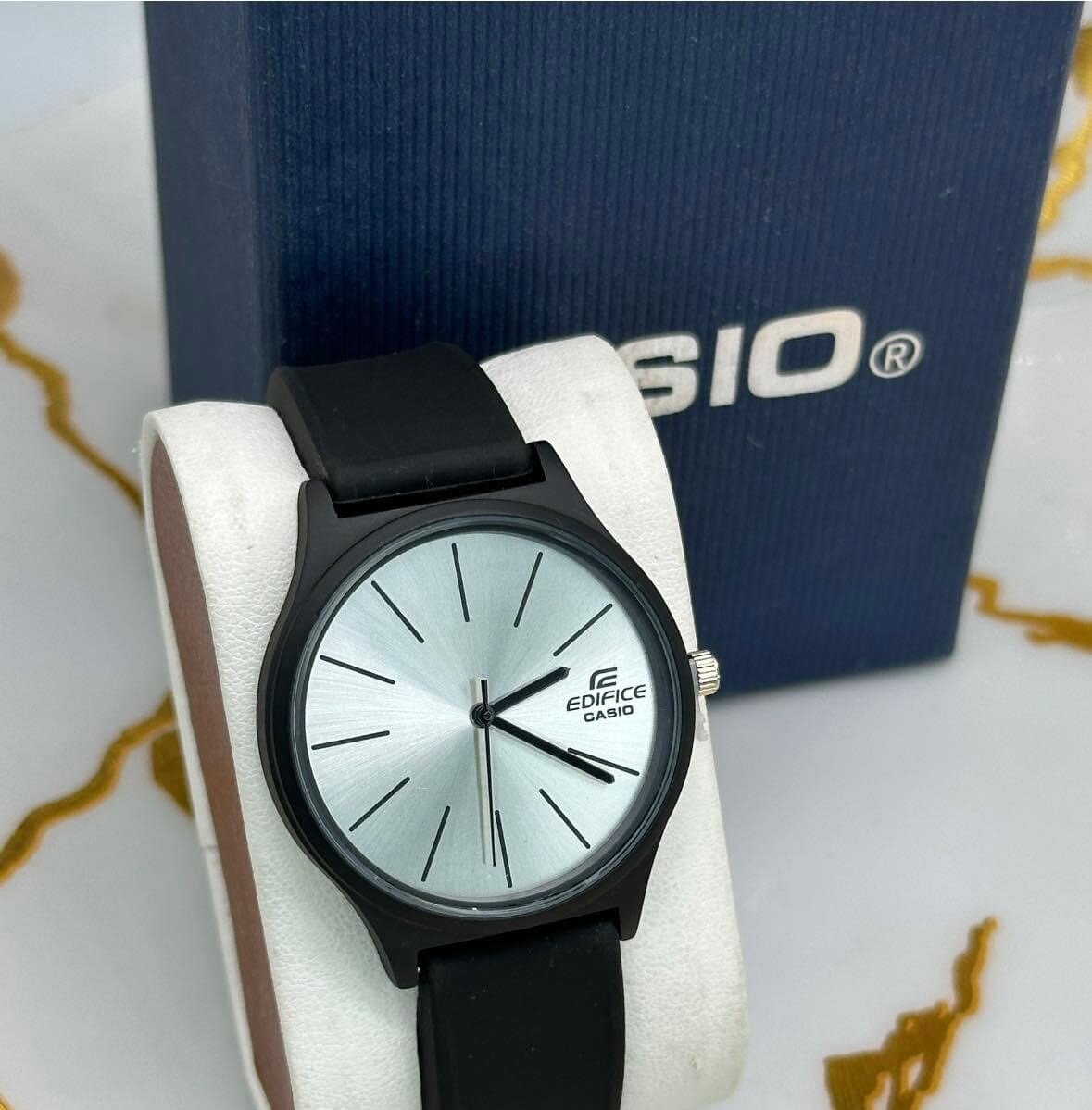 Magnifique montre casio