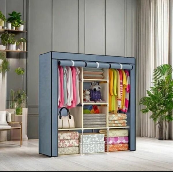 Portable wardrobes