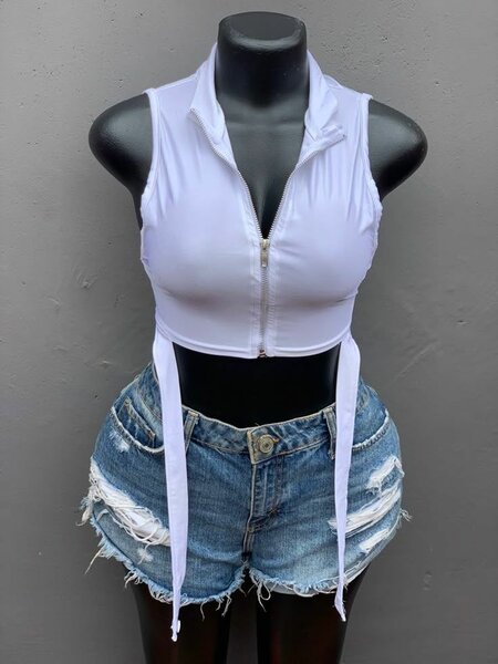 Top court zippé sans manches