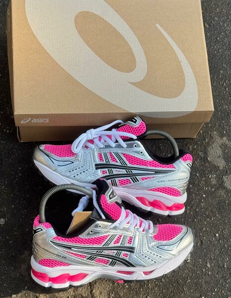 Chaussures de course ASICS femme