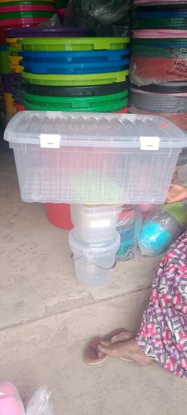 Boîte de rangement transparente