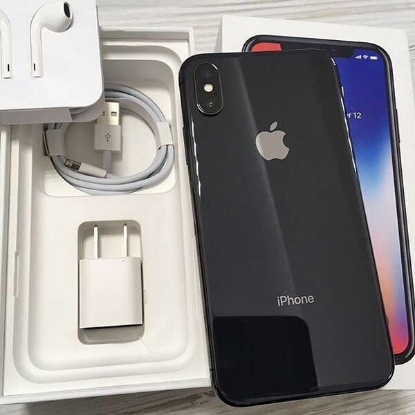 iPhone XR