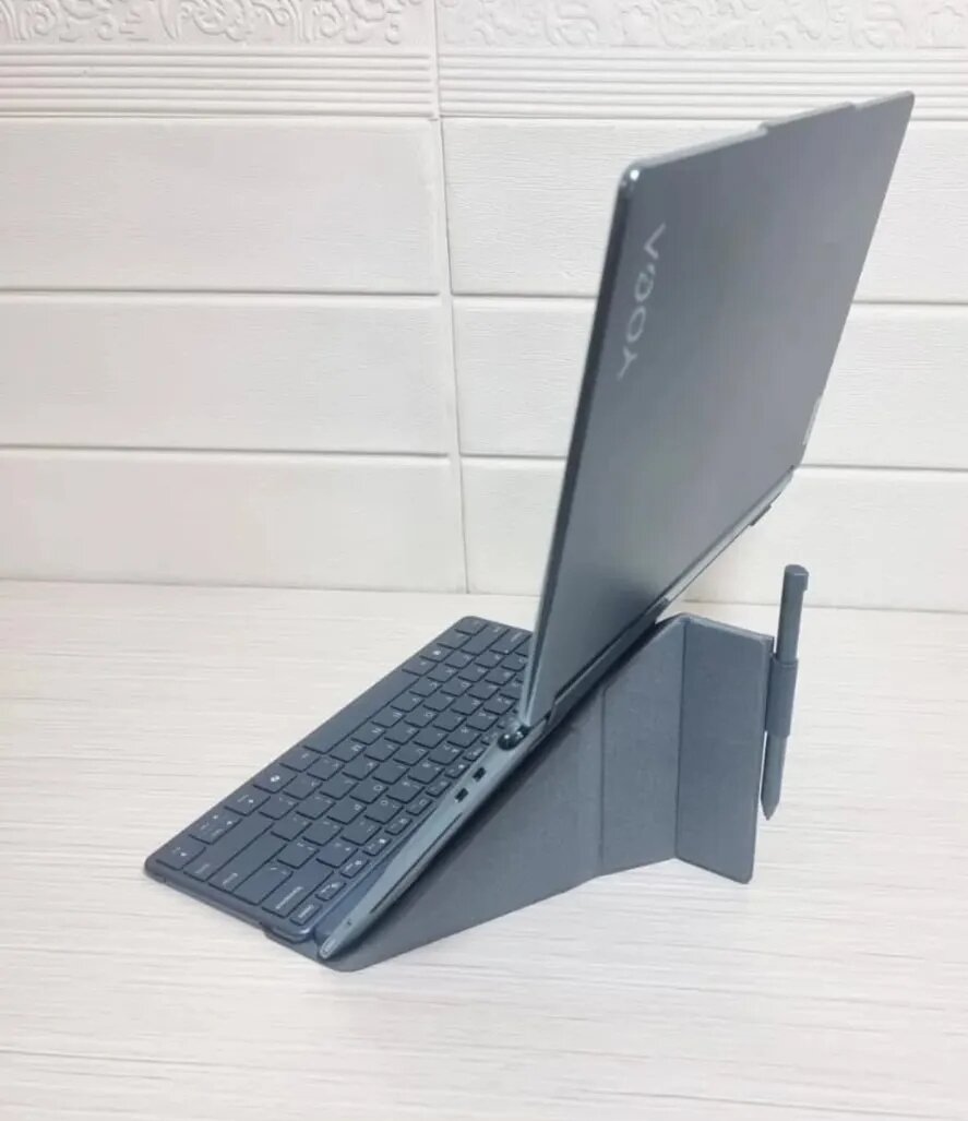 LENOVO YOGA BOOK 9i  DUAL