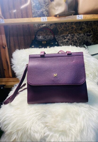 Élégant sac à main en cuir