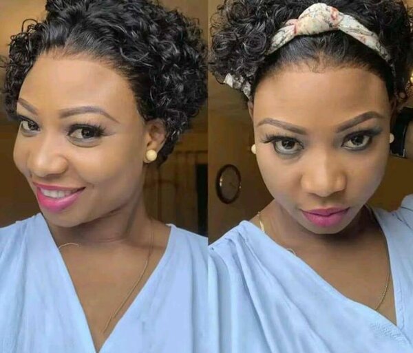 Perruque bouclée en dentelle