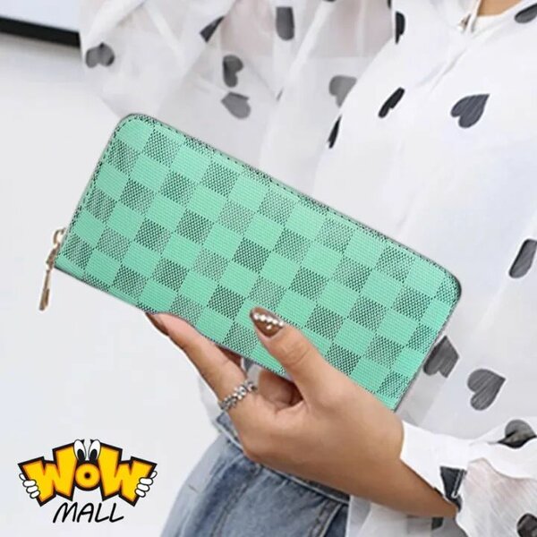 Women's Long Zipper Wallet with Checkered Pattern  Stylish