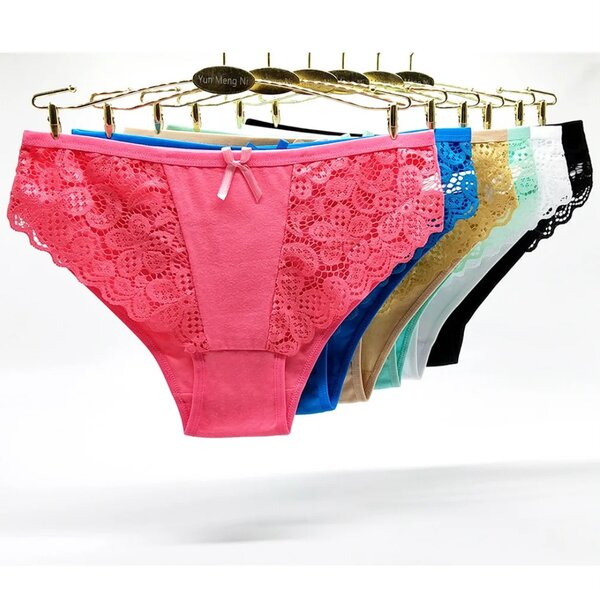 Culottes féminines en dentelle