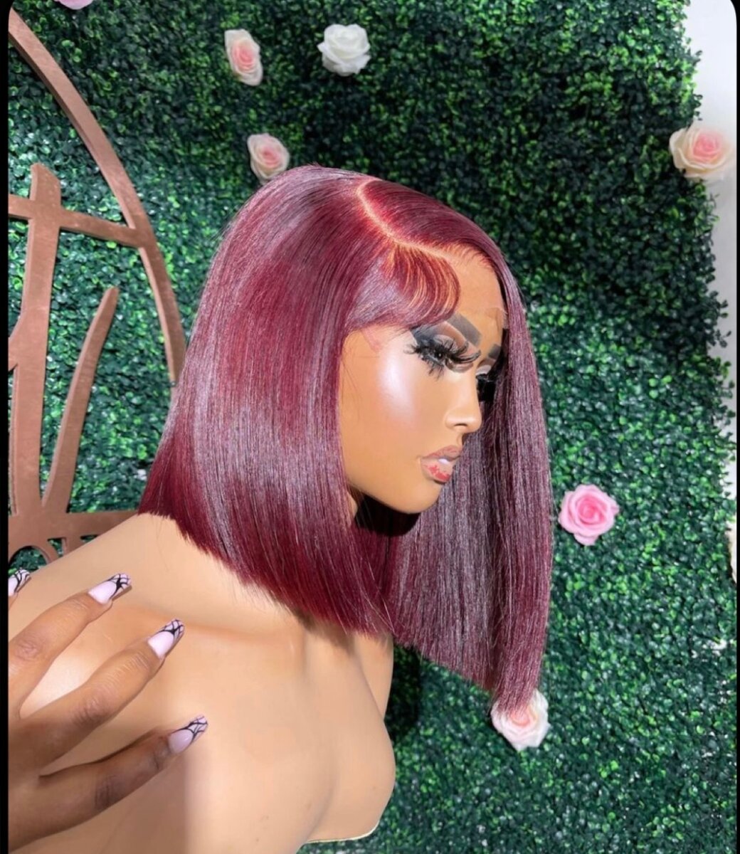 Perruque bob lisse rouge chic