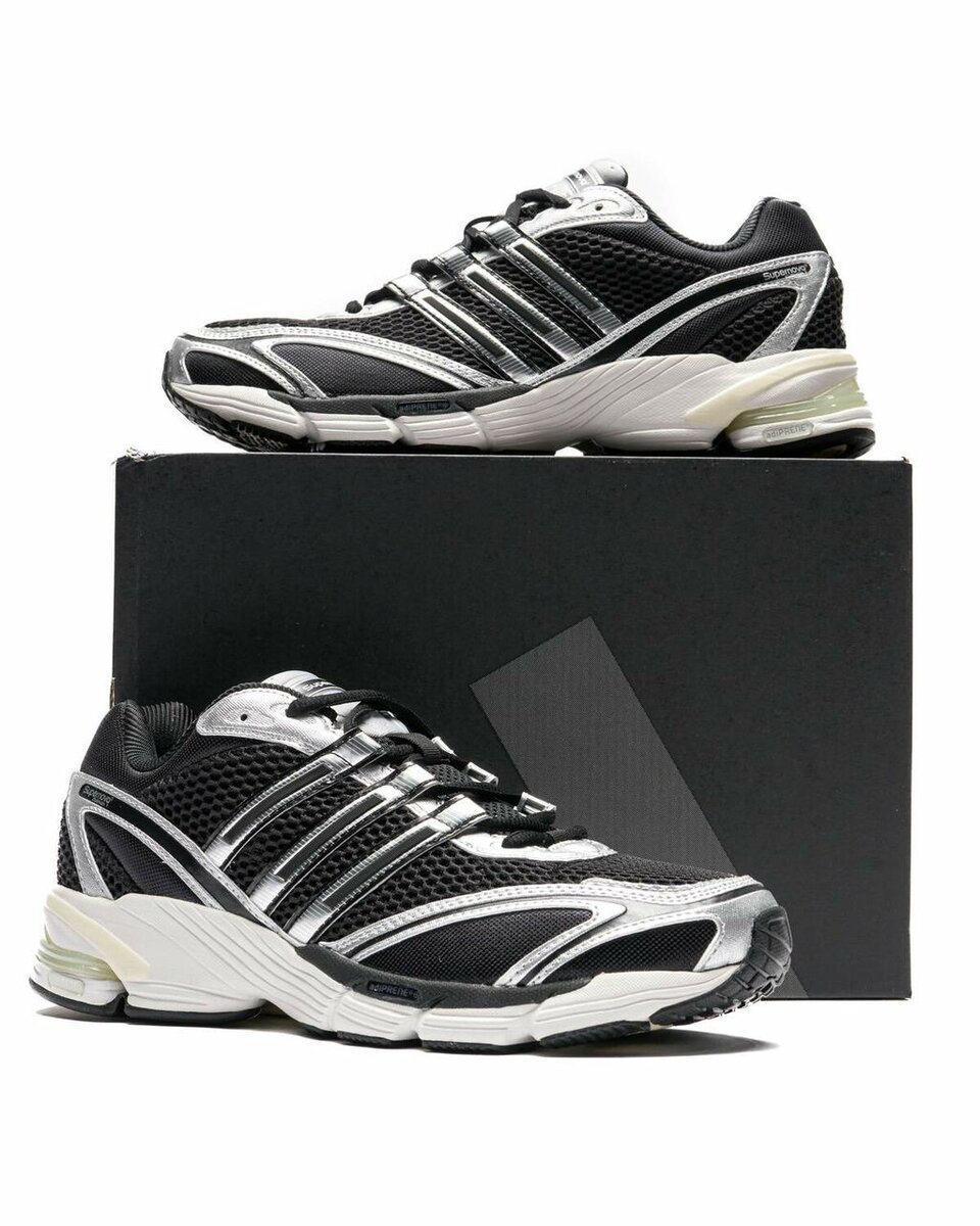 PAIRE DE ADIDAS AUTHENTIQUE