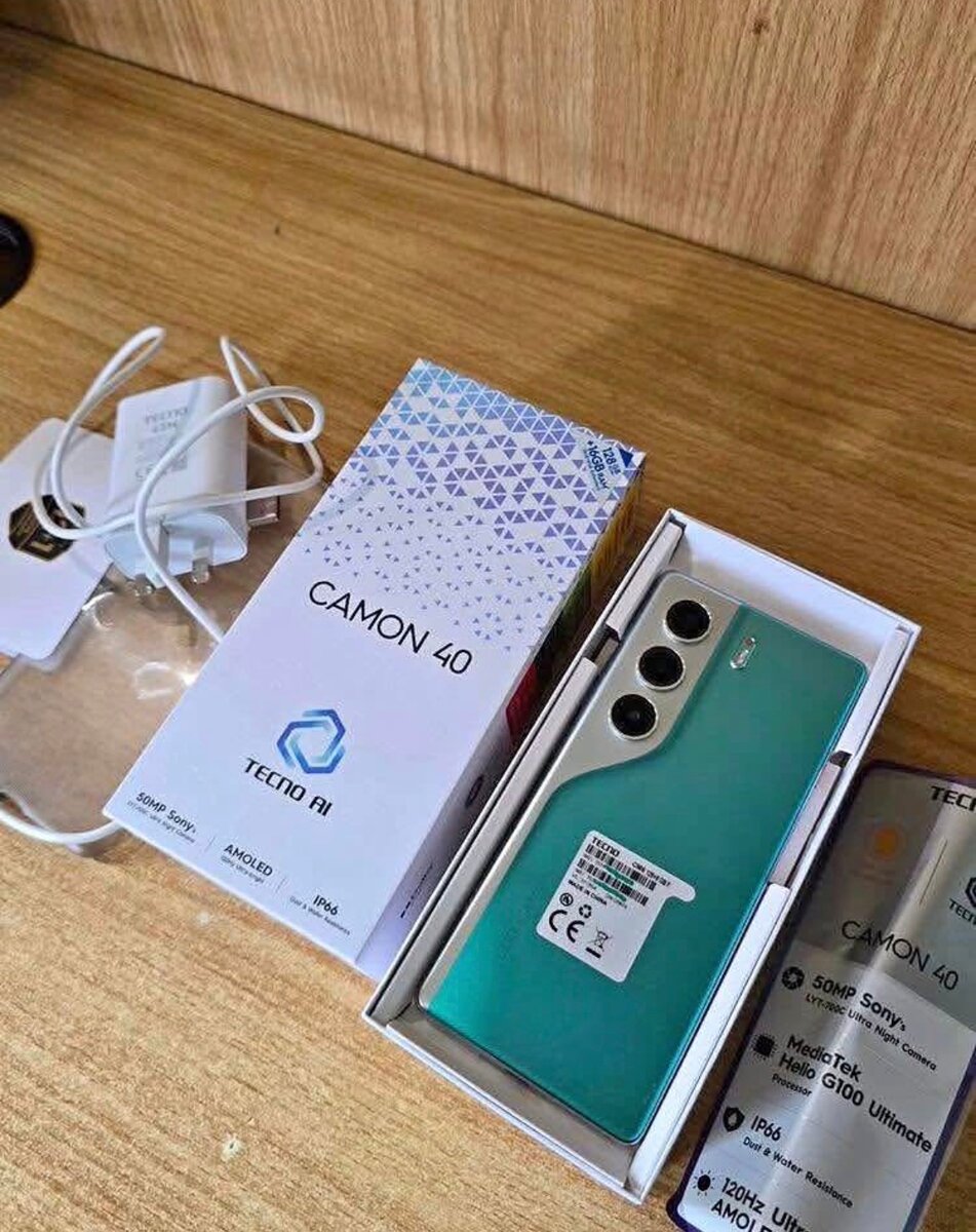 Smartphone Tecno Camon 40