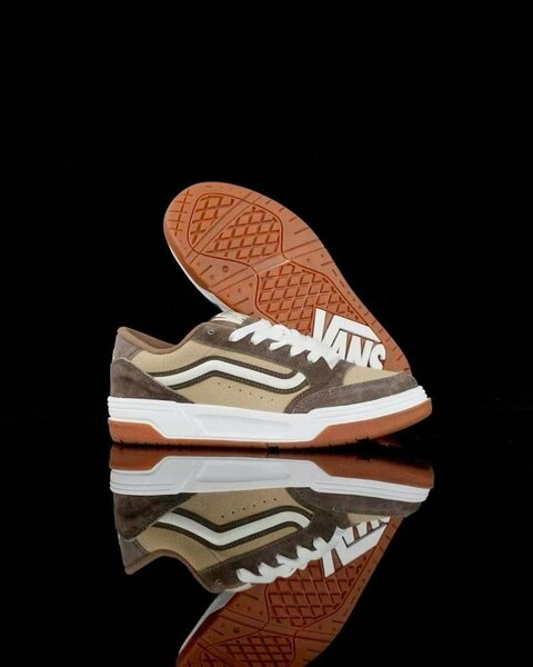 VANS HILANE 2025