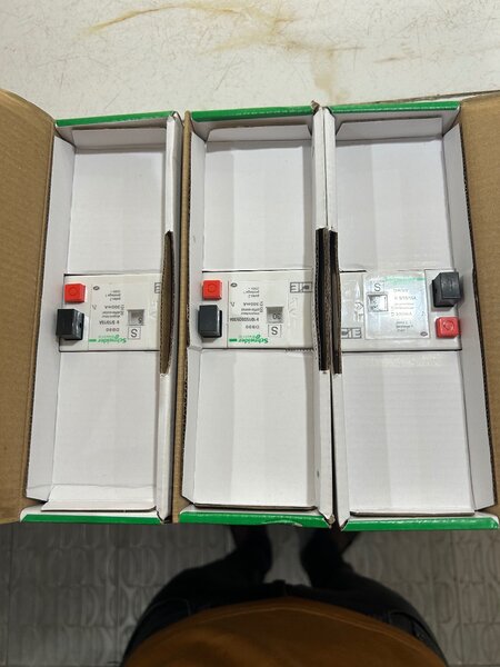 Dijoncteur 10/30A & 5/15A