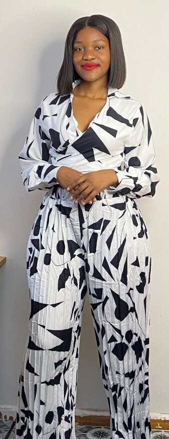 Elegant women's suit black and white S,M,L,XL,2X