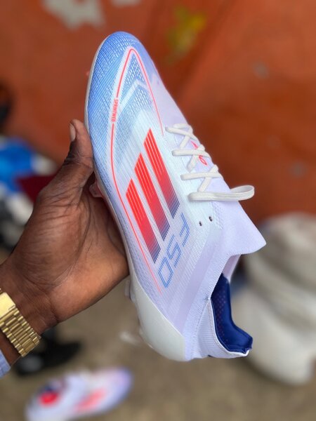 Chaussures de Sport Légères F50