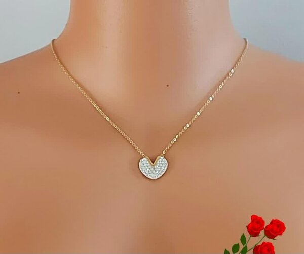 Chaine pour femmes