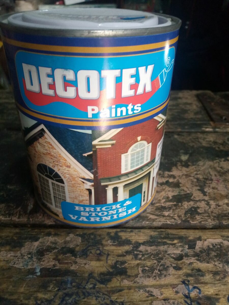 Bricks and stone varnish