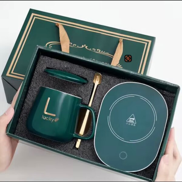 Chauffe-tasse avec mug élégant