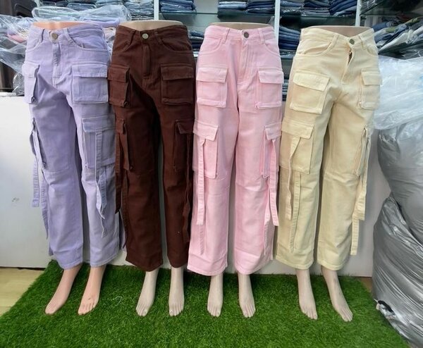 Ladies side pocket jeans