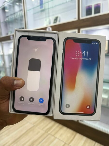 iPhone X tout passe 64giga tou