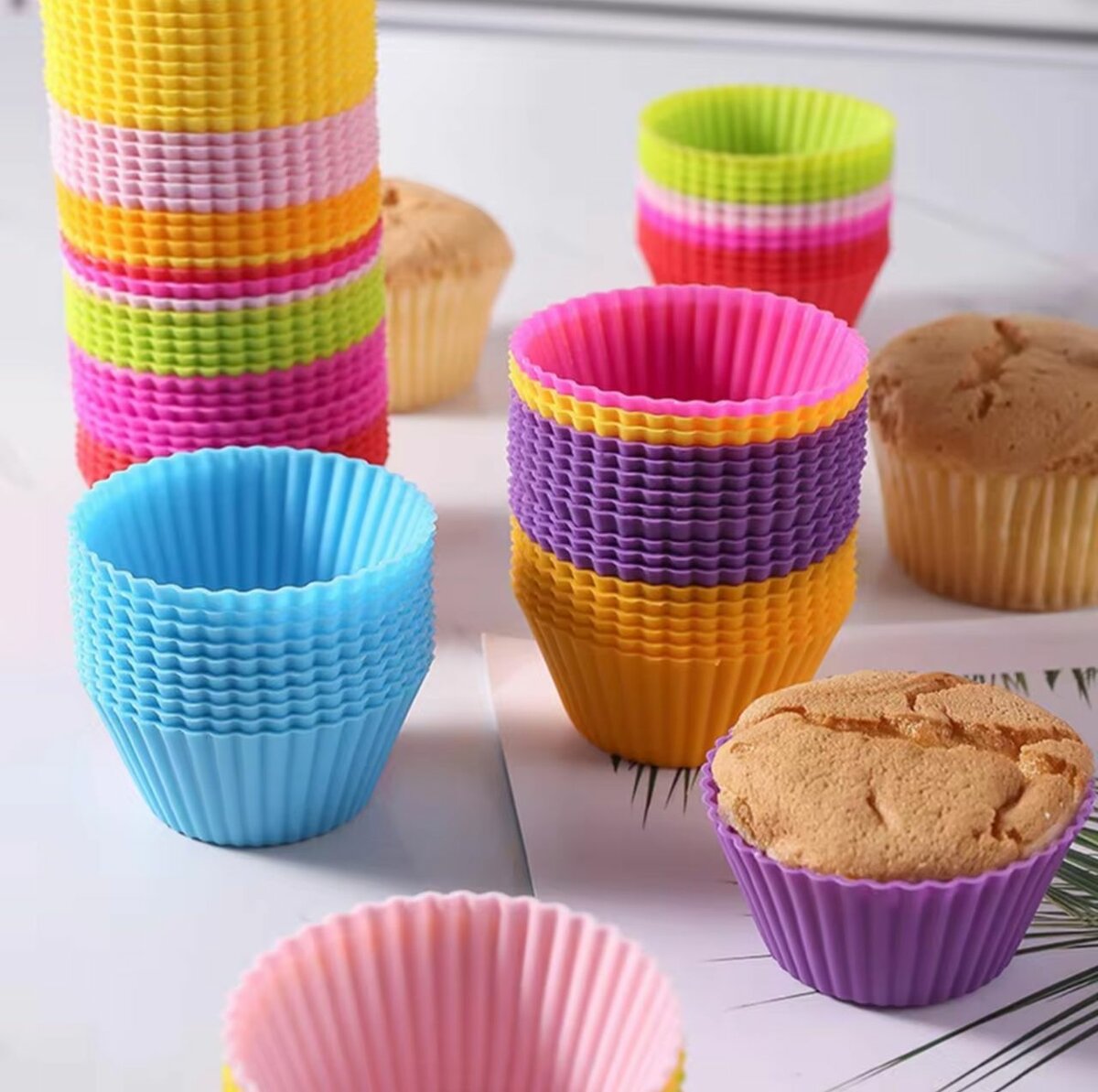 Moules à cupcakes silicone colorés