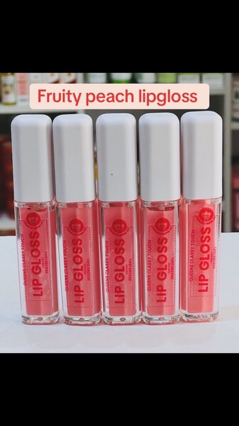 Fruity peach lipgloss