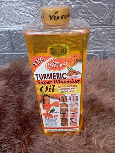 Huile blanchissante au curcuma