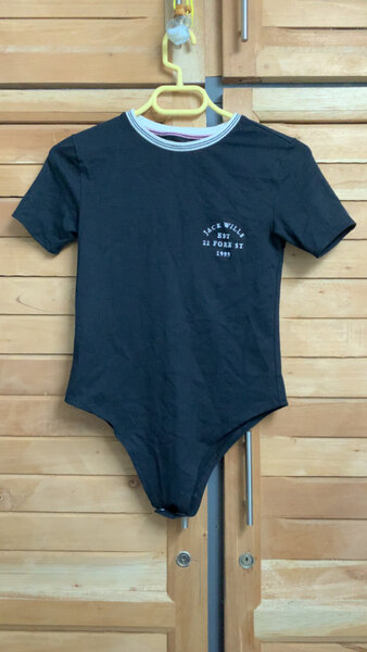 Body femme élégant