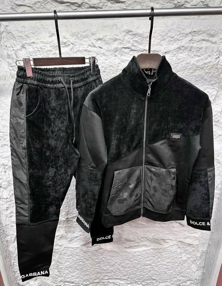 Ensemble de survêtement noir élégant