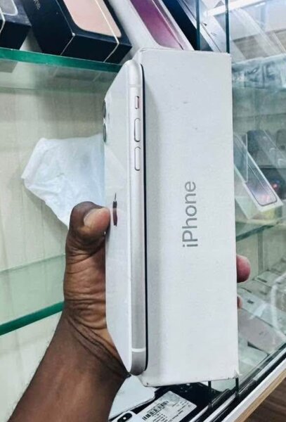 iPhone 11 simple
