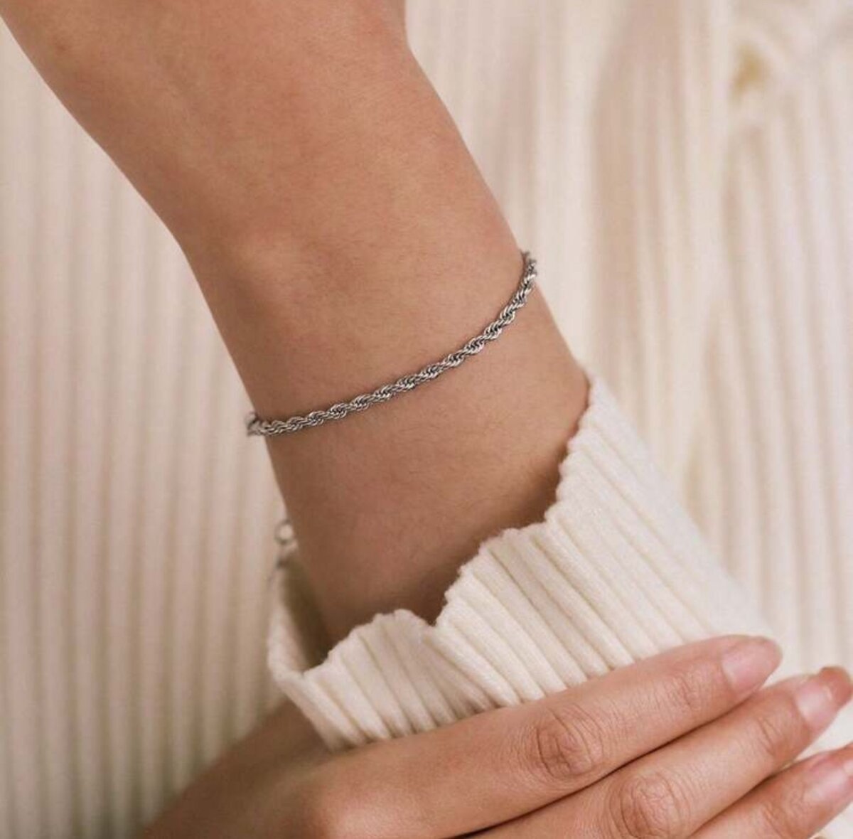 Fadeless Twist Bracelet