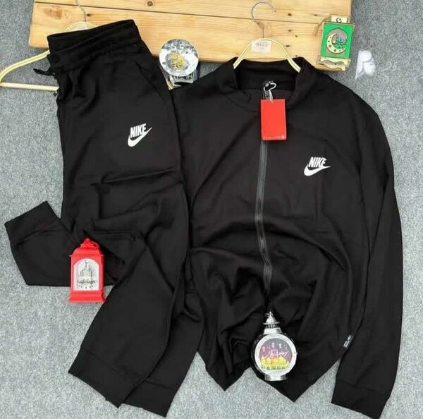 Ensemble de survêtement Nike